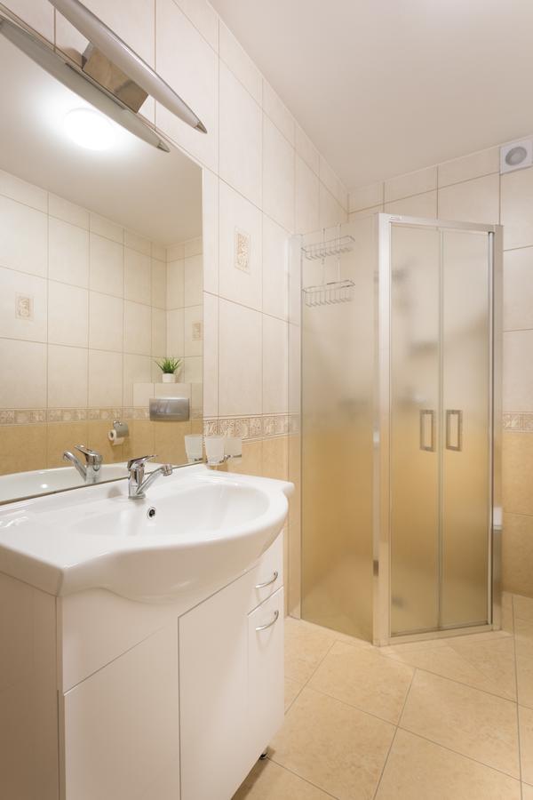 Olymp 114 I 120 Z Basenem, Sauna I Jacuzzi W Cenie Kołobrzeg Buitenkant foto